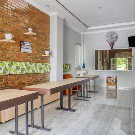 Reddoorz Near Sindu Kusuma Edupark 2 Hotel Cebongan Exterior foto