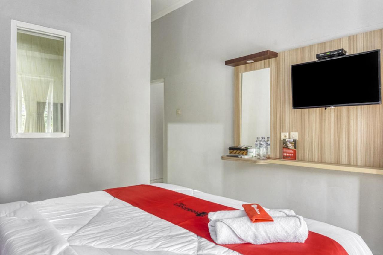 Reddoorz Near Sindu Kusuma Edupark 2 Hotel Cebongan Exterior foto